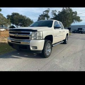 Meet your Posher, Aguilar a